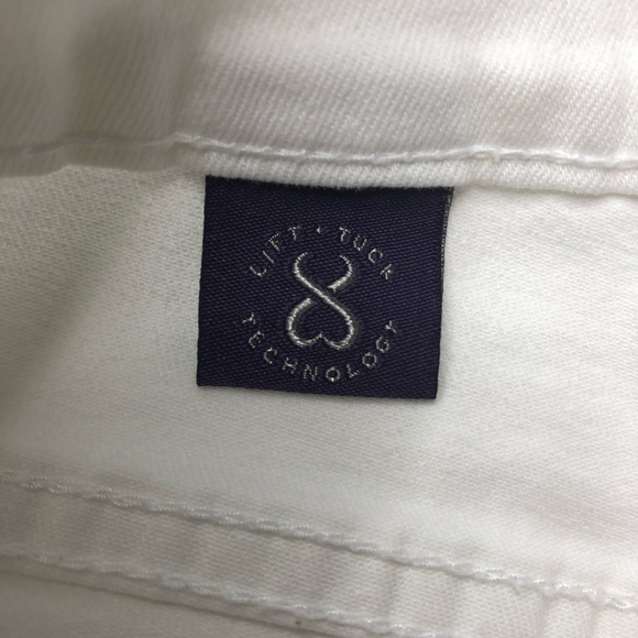 NYDJ White Mid Rise Stretch Cropped Jeans with Notched Leg - Picture 12 of 14